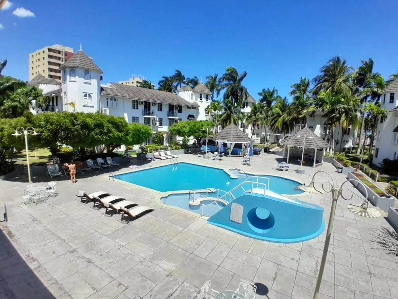 Daire Beautiful Beachview 2 Bebroom Loft At Sandcastles Ocho Rios